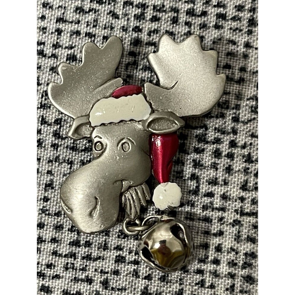 Spoontiques Pewter Christmas Moose With Bell Pin Brooch B13B